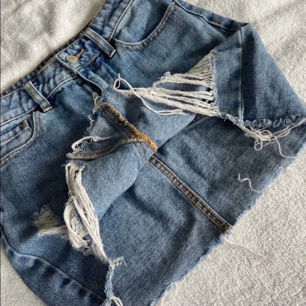 Pacsun Ripped Denim Skirt - Picture 3 of 5